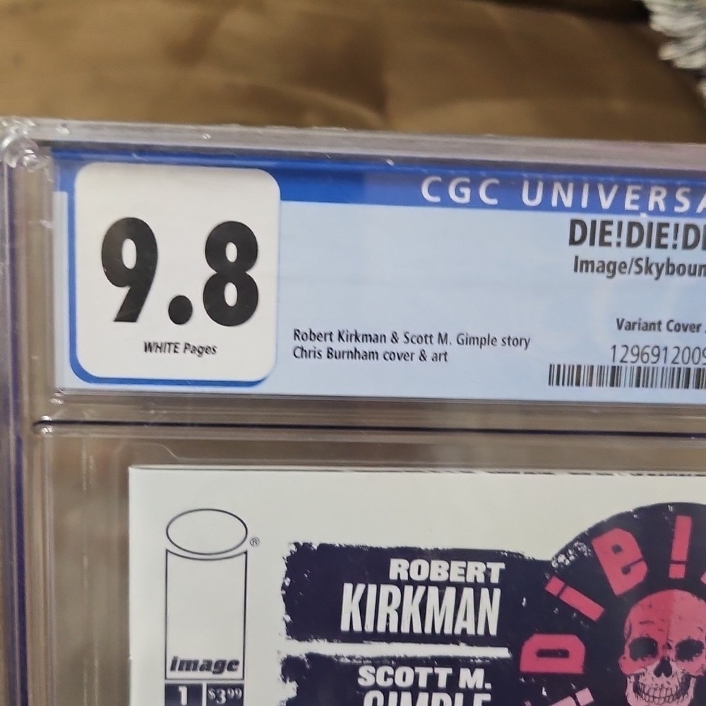 DIE!DIE!DIE! #1 Variant Cover J CGC 9.8 - Picture 2 of 5